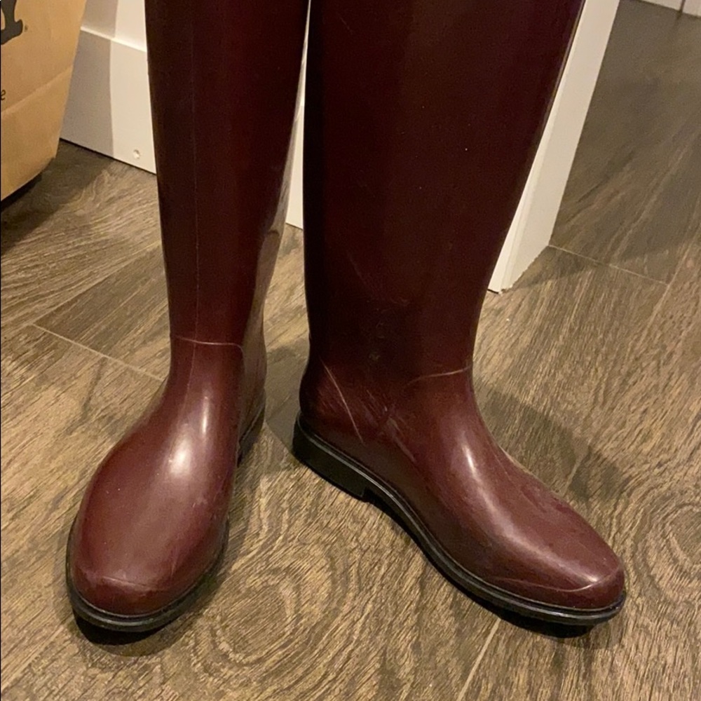 Burberry rain boots